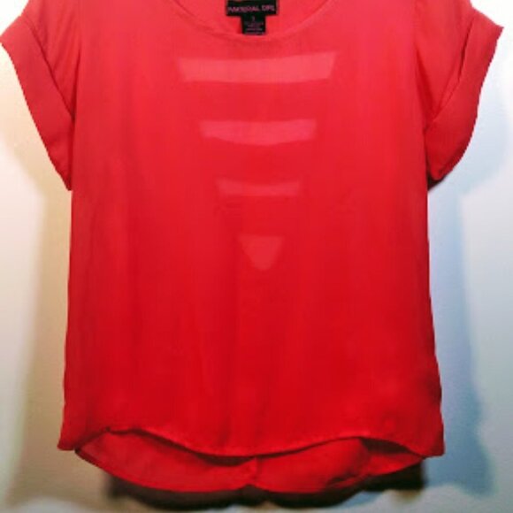 Material Girl Tango Red Short Sleeve Top Size: S - Picture 5 of 11